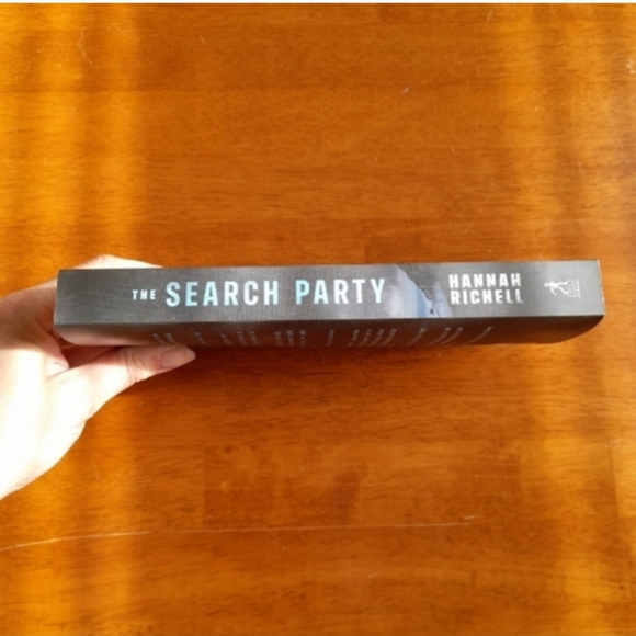 The Search Party by Hannah Richell - Picture 3 of 3